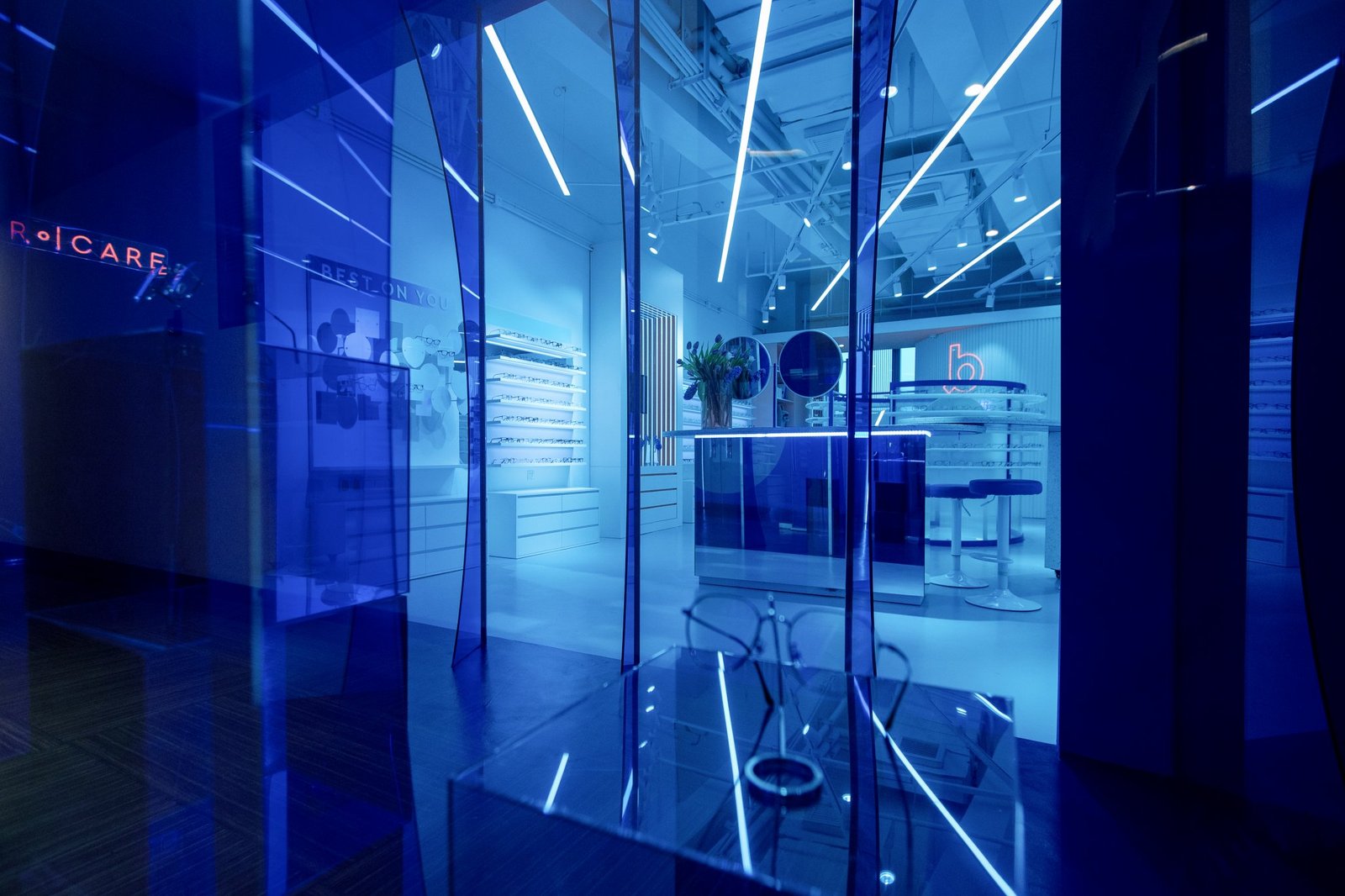 BLUEMO 眼镜 – 空间与精神