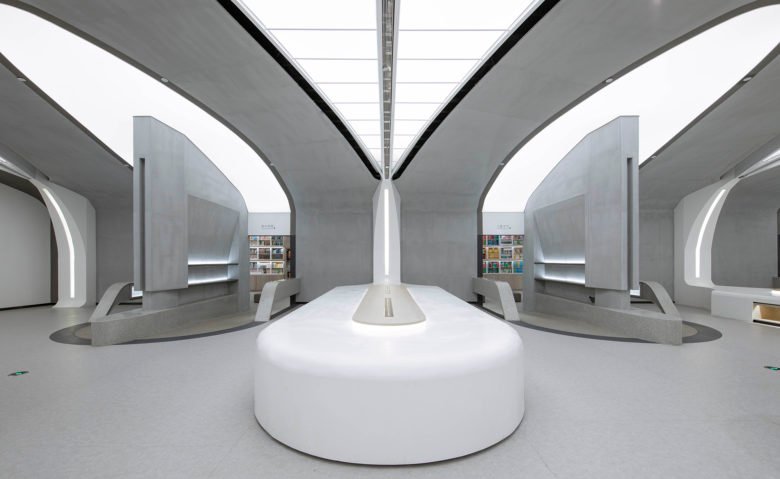 风动 E 庞书店 / Gonverge Interior Design