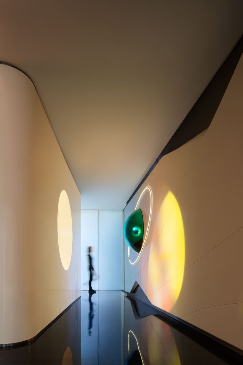 保利丰盛销售中心天际线花园，T.K. 楚设计