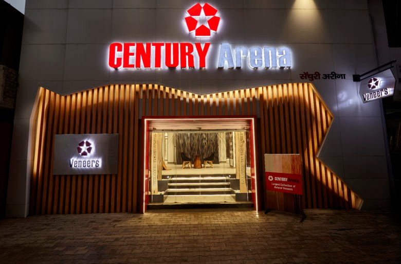 世纪层 I 平方英尺 2205 | 德里 – 印度