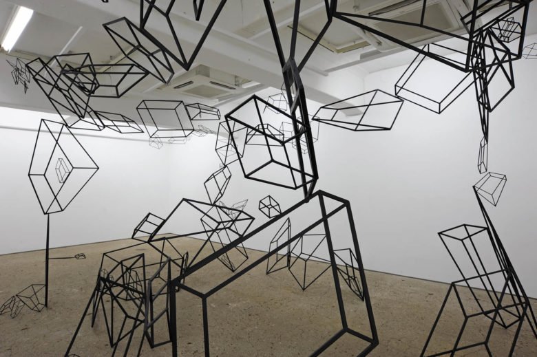 Yusuke Kamata 的 3D 框架装置 Yusuke Kamata 的 3D 框架装置