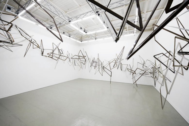 Yusuke Kamata 的 3D 框架装置 Yusuke Kamata 的 3D 框架装置