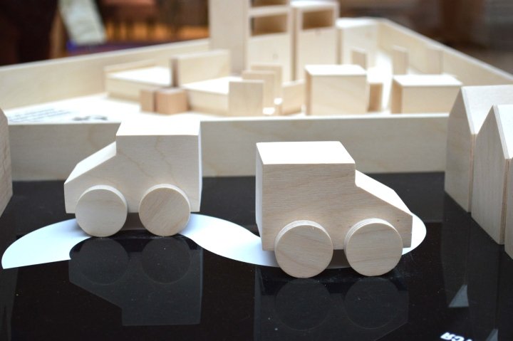 俄罗斯莫斯科 Alan Khadikov 为 Parra Store 设计的 3D 讲故事装置