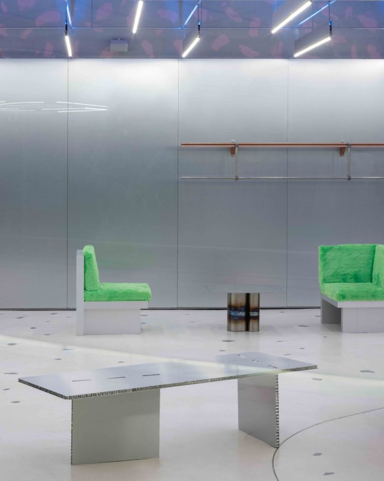 反映工作室商店