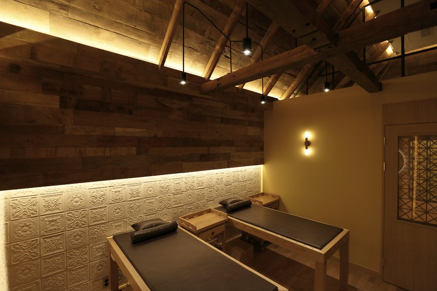 PUBLIC  BEAUTY – DESIGN SUBJECT 假時空間 (false space-time)