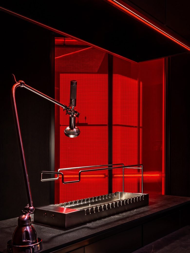 在。X：王烧烤和平里店餐饮空间策略设计