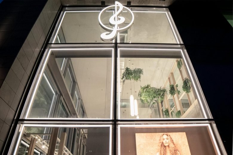 Stradivarius – Instronic 光栅 Stradivarius – Instronic 光栅