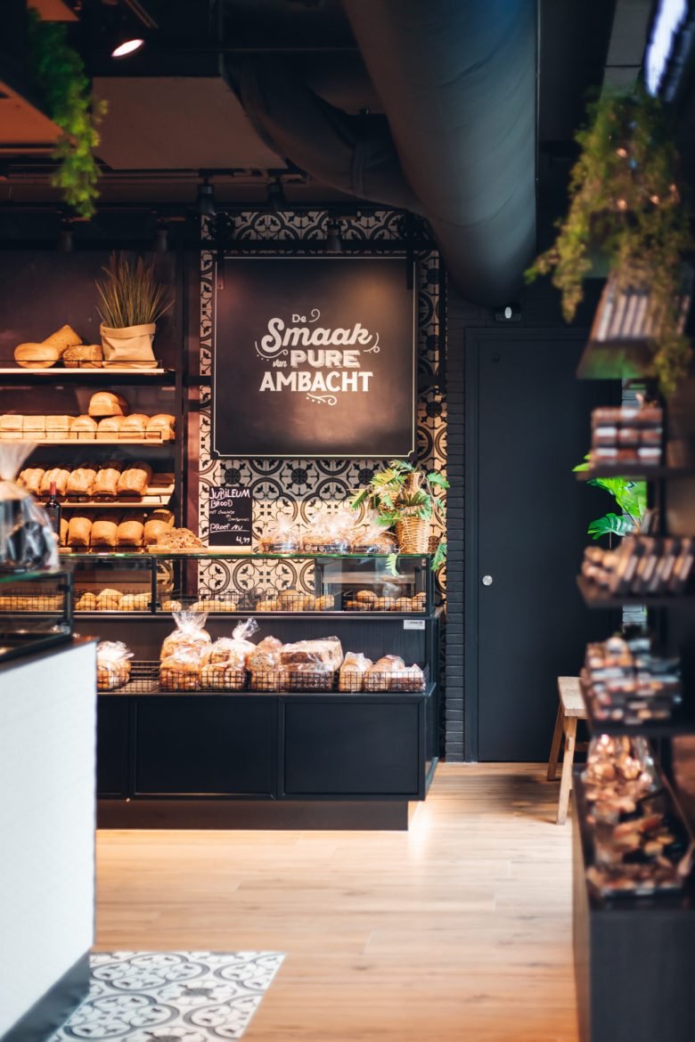 现代荷兰面包店设计 | 黑与白