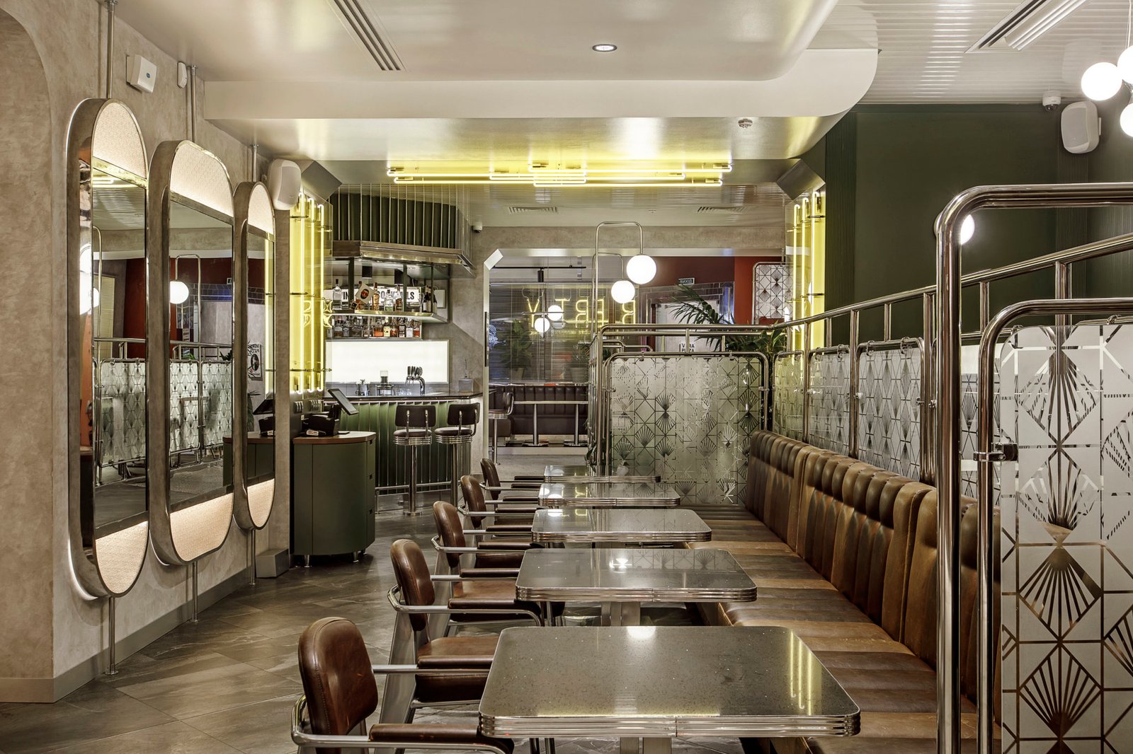 LIBERTY DINER 餐厅 / Sasha Fedorenko 商业室内设计 LIBERTY DINER 餐厅 / Sasha Fedorenko 商业室内设计