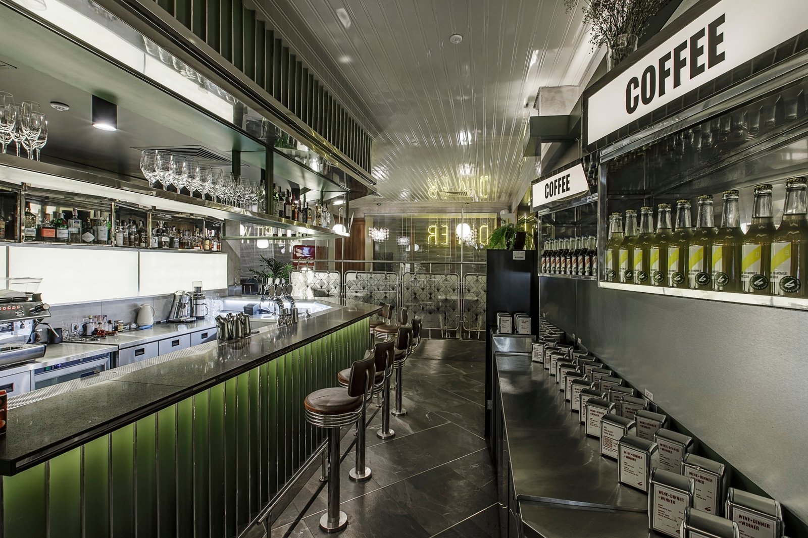 LIBERTY DINER 餐厅 / Sasha Fedorenko 商业室内设计 LIBERTY DINER 餐厅 / Sasha Fedorenko 商业室内设计