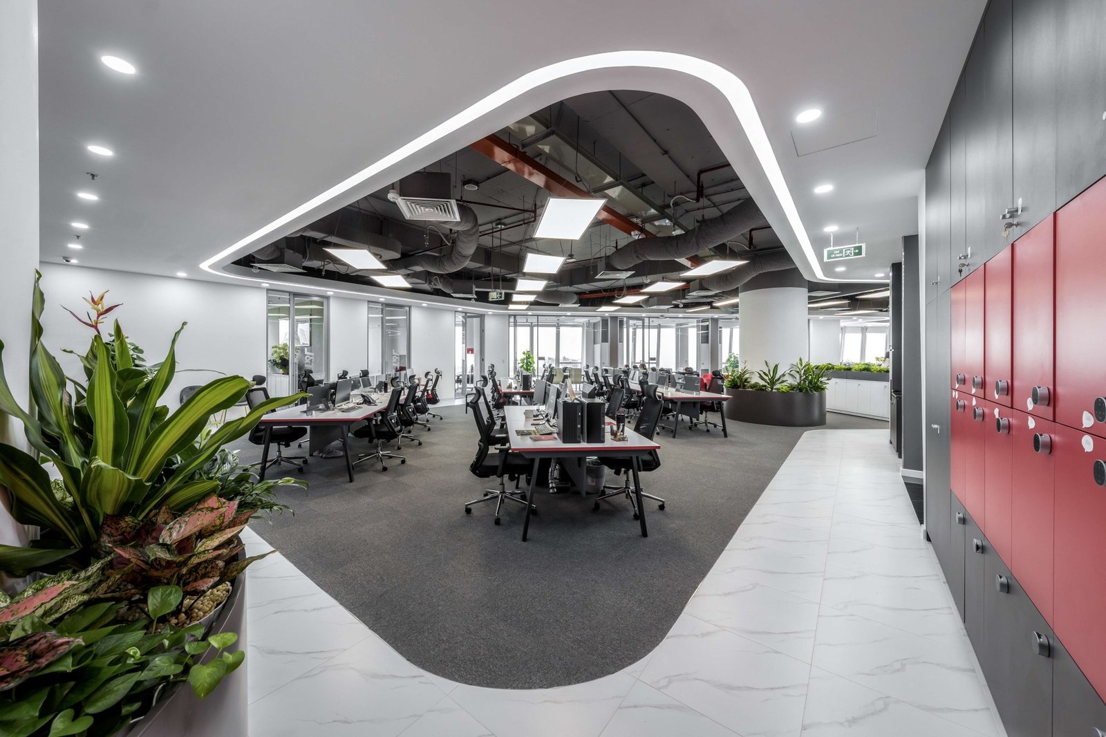 Vacons Architects 设计的 J&T 国际办公室