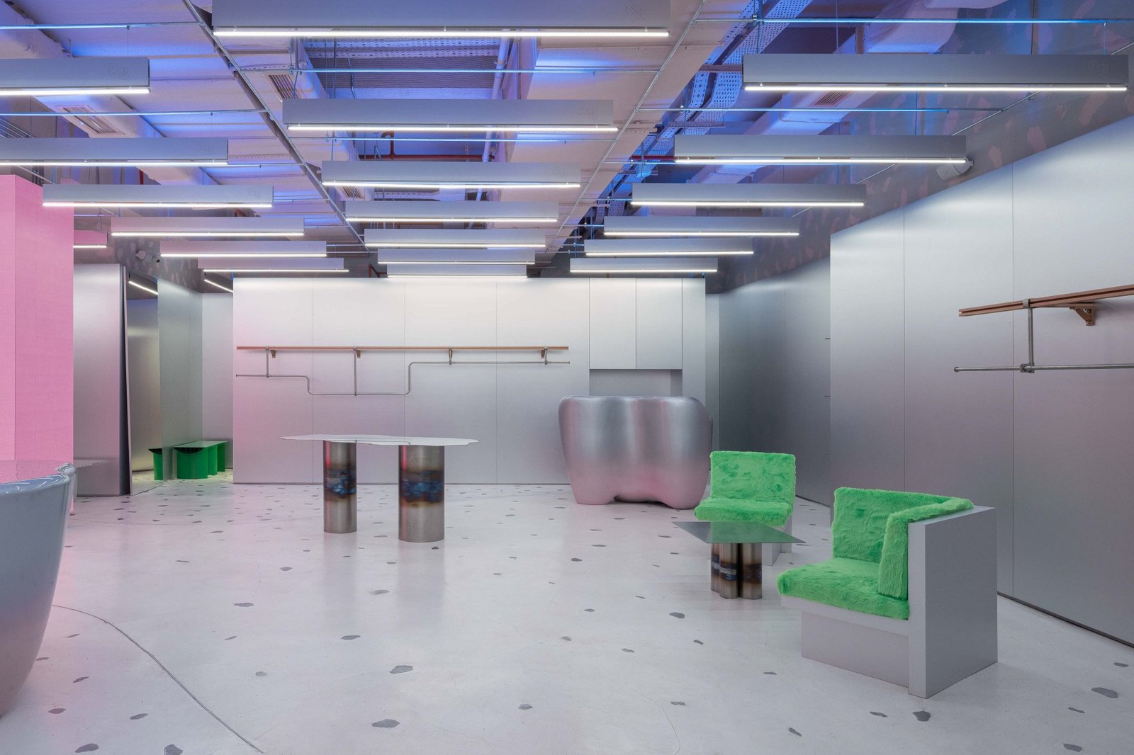 反映工作室商店