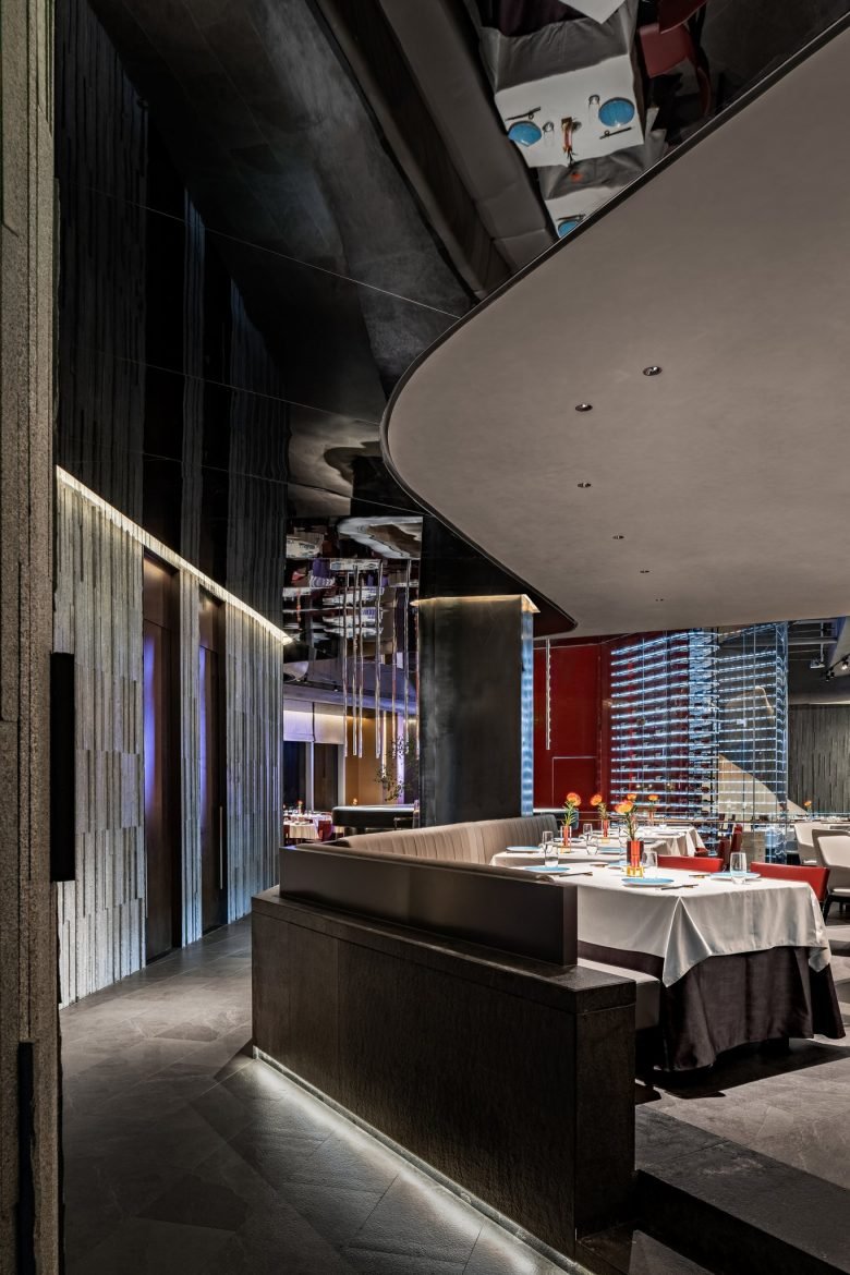 Wan Wea Restaurant in Shimao Plaza Chengdu Wan Wea Restaurant in Shimao Plaza Chengdu