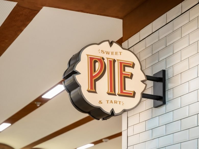 嘉里中心的 Pie Bird by STUDIO DOHO