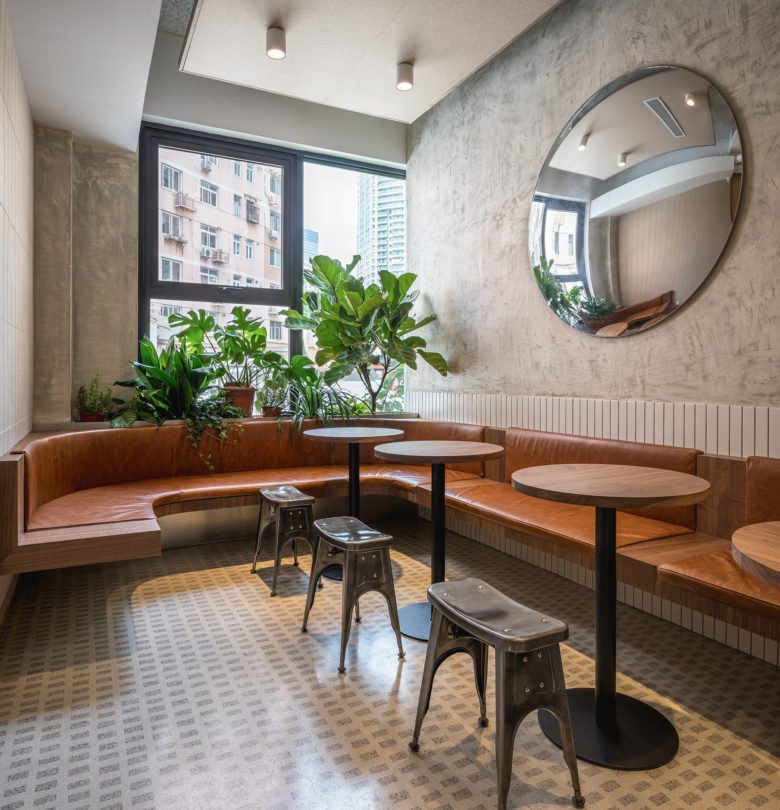 Luneurs 采用原始与质朴的混合风格来推出他们最新的商店。