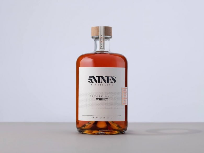 Black Squid Design 的 5Nines 威士忌 Black Squid Design 的 5Nines 威士忌