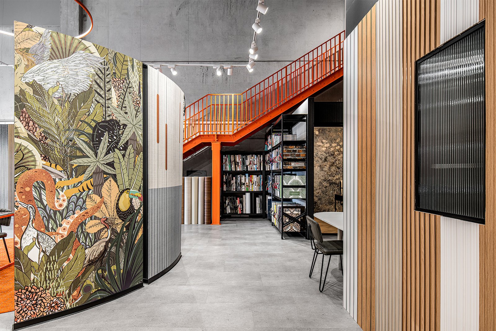 Studio INTU 的 Zvika 壁纸陈列室