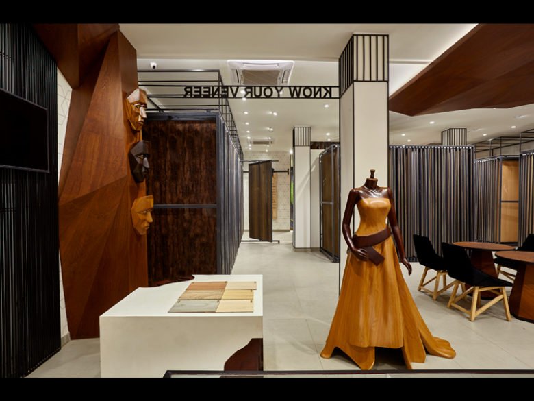 世纪层 I 平方英尺 2205 | 德里 – 印度