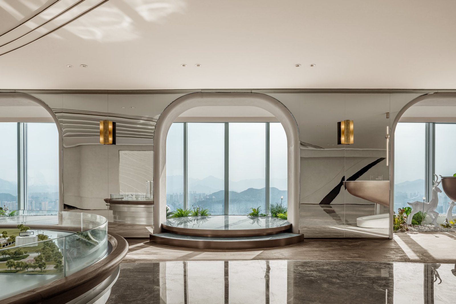 豪宅 | 51 楼的天空之河