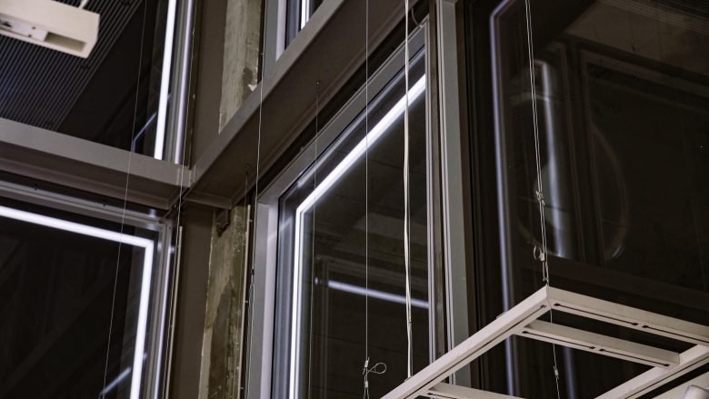 Stradivarius – Instronic 光栅 Stradivarius – Instronic 光栅