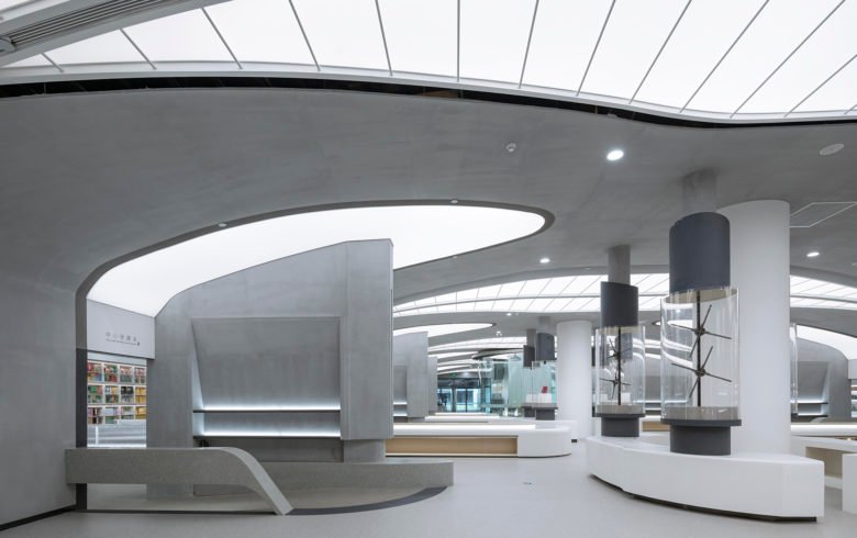 风动 E 庞书店 / Gonverge Interior Design