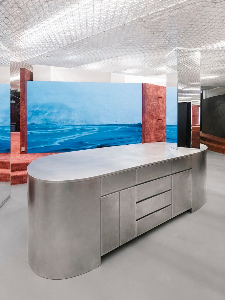 66°北旗舰店 / Gonzalez Haase Architects