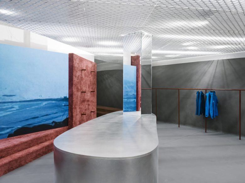 66°北旗舰店 / Gonzalez Haase Architects