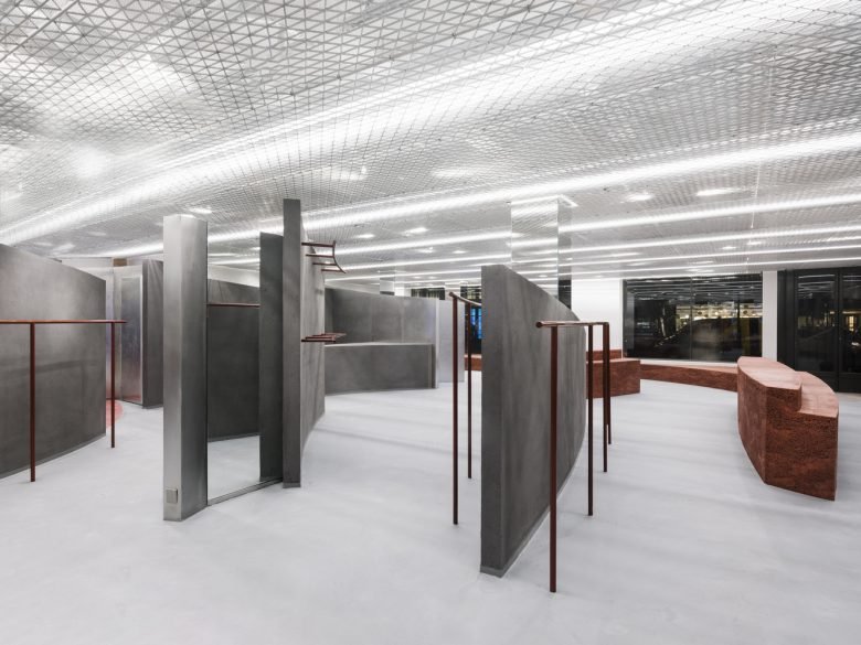 66°北旗舰店 / Gonzalez Haase Architects