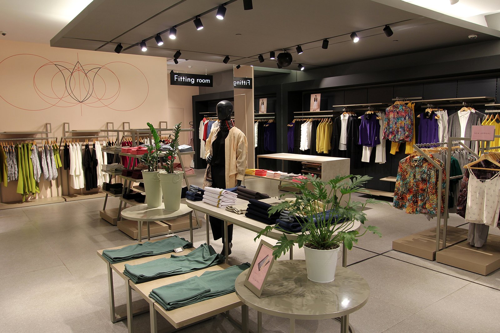 德黑兰 NARIAN 商店 by Payatarhoform