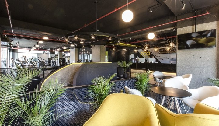 700 Fit Club by PickTwo Studio，布加勒斯特 – 罗马尼亚