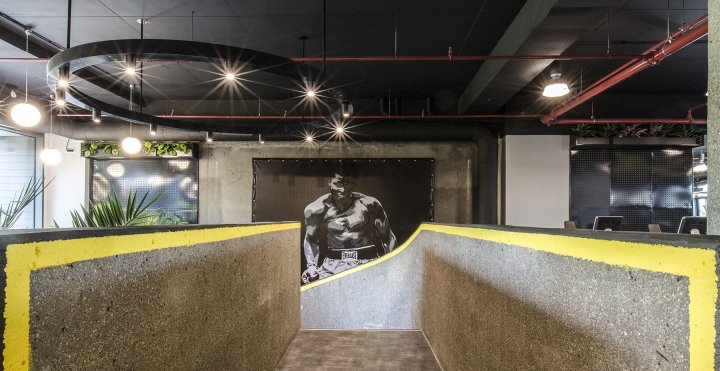 700 Fit Club by PickTwo Studio，布加勒斯特 – 罗马尼亚