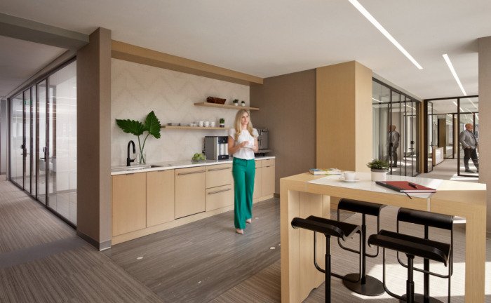 Stantec 777 合作伙伴办事处