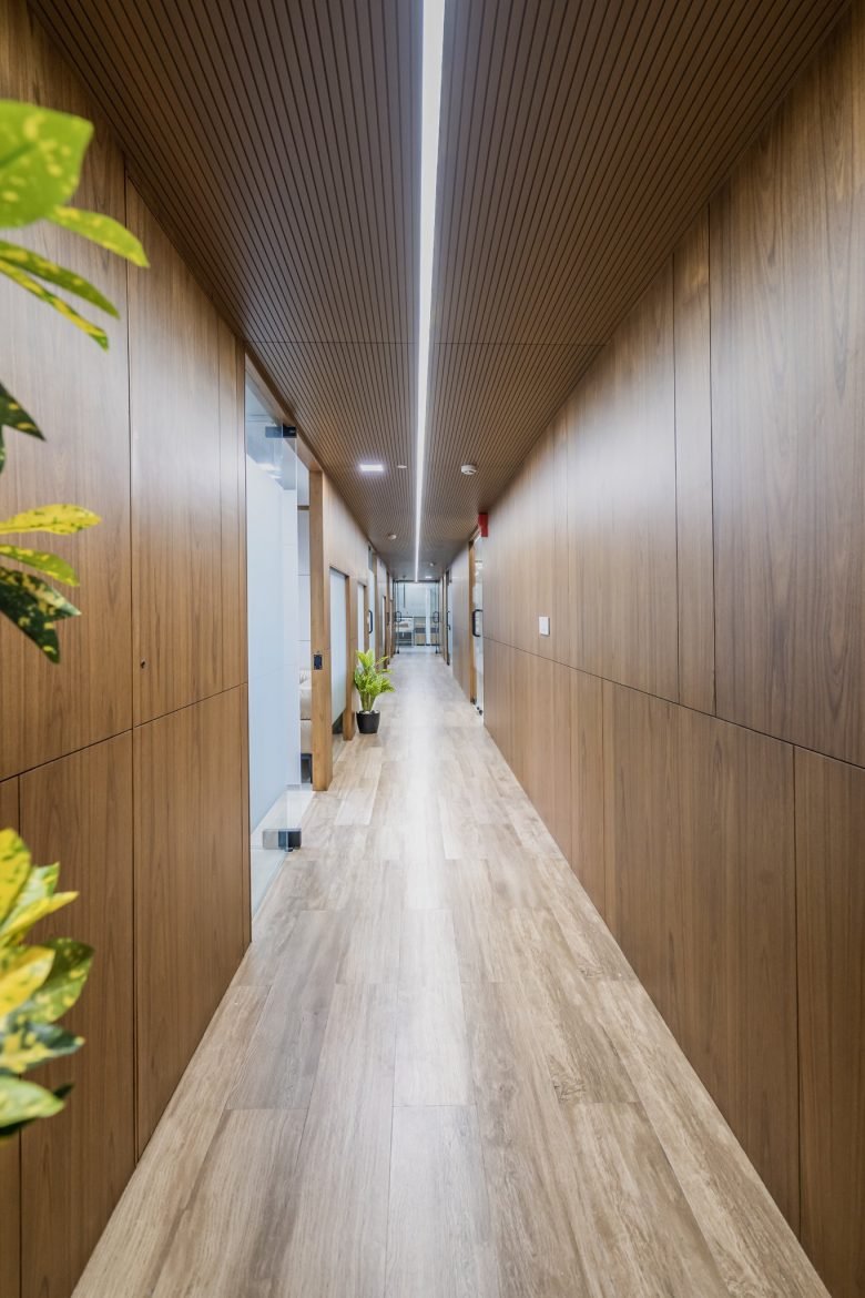 艾哈迈达巴德现代医院室内设计