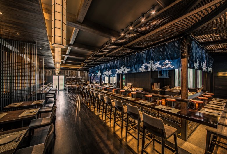 Design East 设计的 Nadagokyo 餐厅