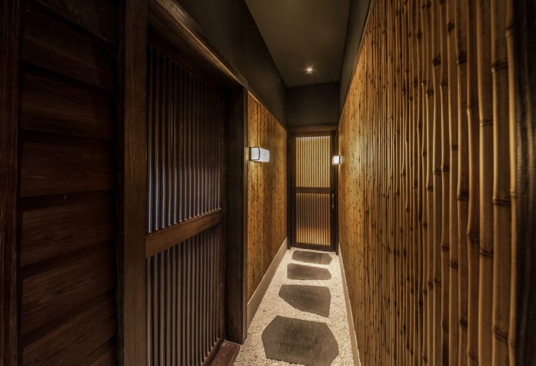 Design East 设计的 Nadagokyo 餐厅