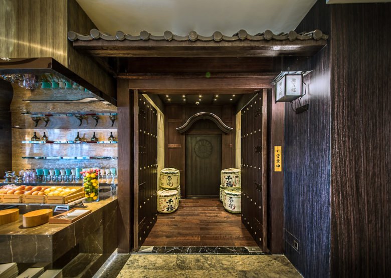 Design East 设计的 Nadagokyo 餐厅