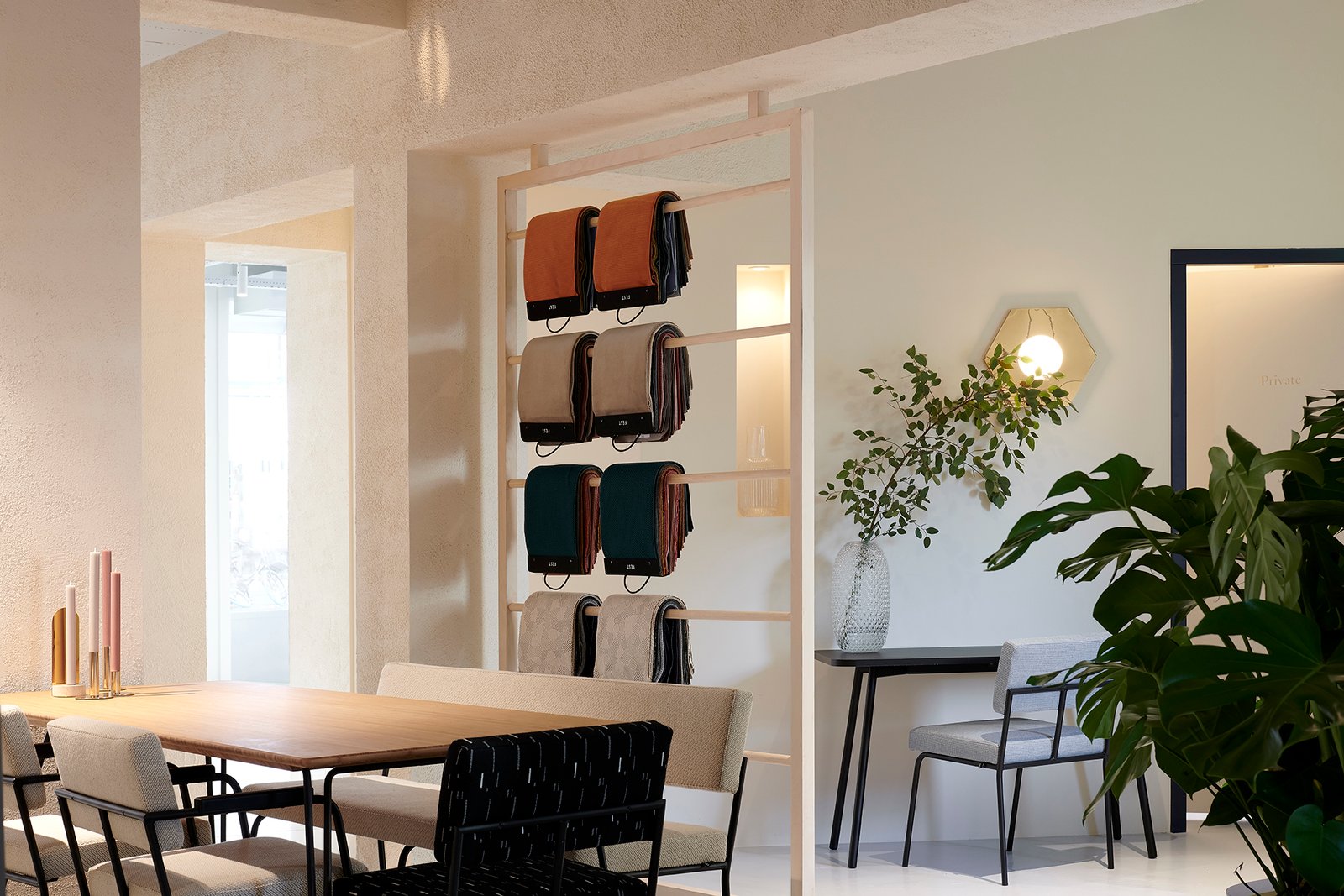 S-P-A-C-E 项目设计阿姆斯特丹节旗舰店 S-P-A-C-E 项目设计阿姆斯特丹节旗舰店