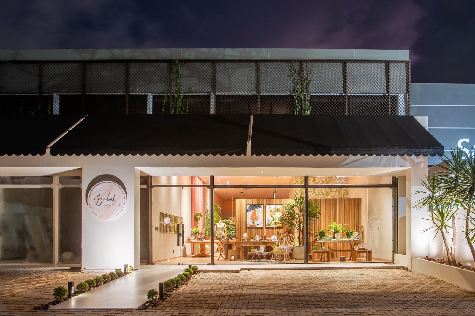 伊莎贝尔·卡萨 & 沃斯