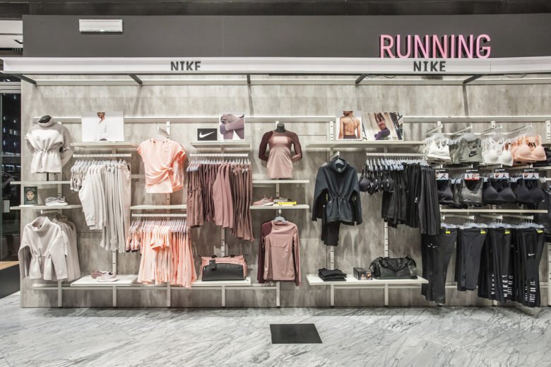 西萨尔法 | 罗马女性区女性化