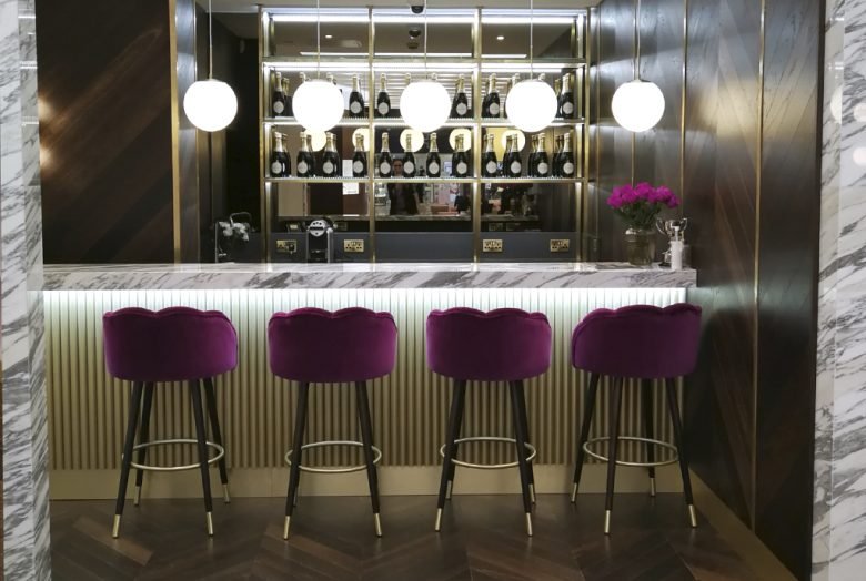 PRAVINS 珠宝店由 Lisa Moss 设计