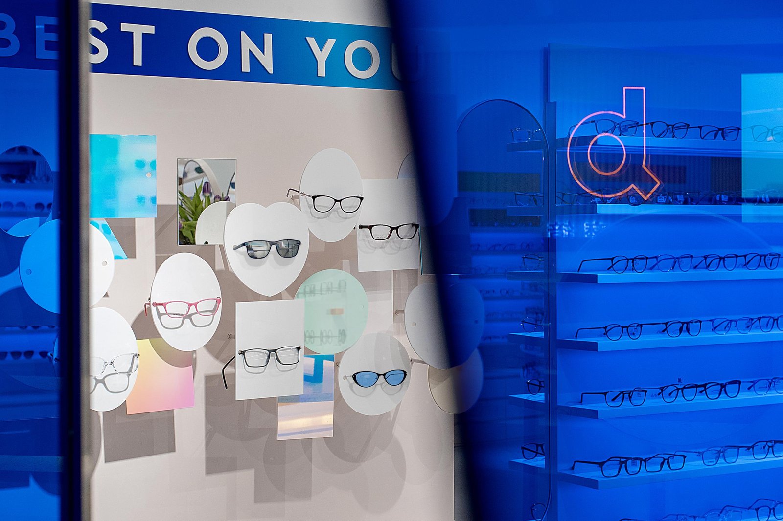 BLUEMO 眼镜 – 空间与精神