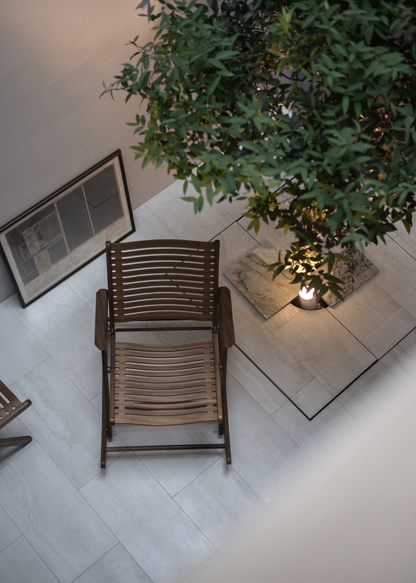 anonym studio 结合了线性和弯曲的几何形状，在曼谷创造了宁静的住宅