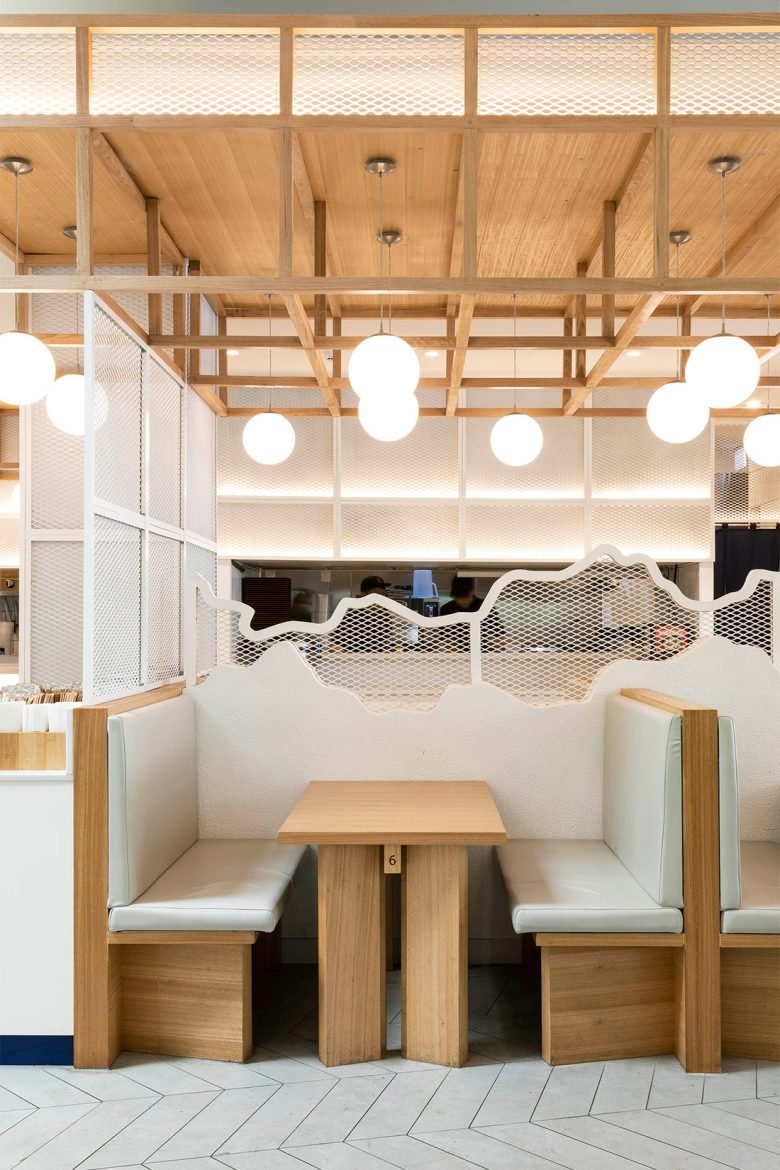 Kaiama 日本餐厅，罗德岛水滨