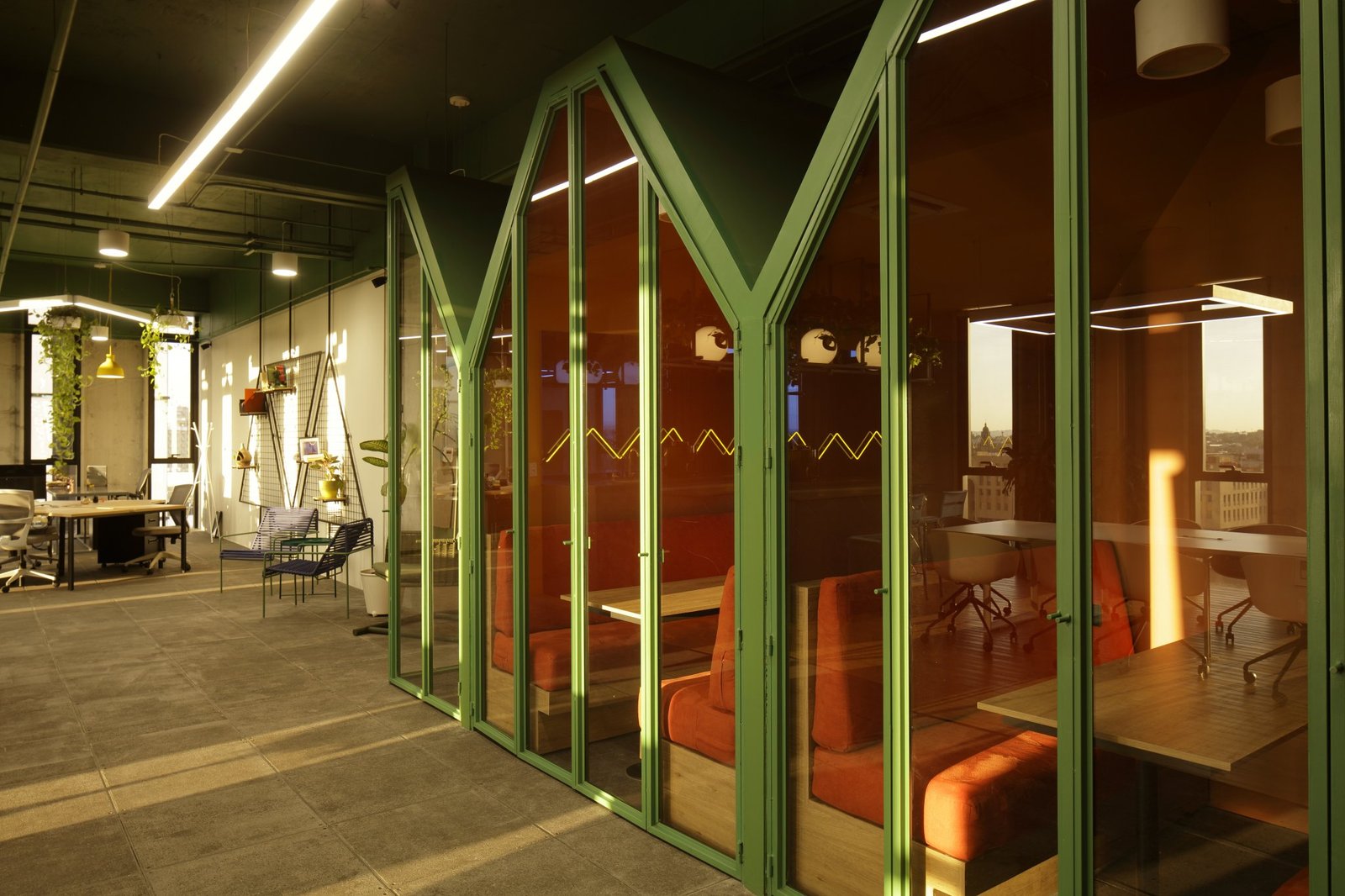 芒果电影办公室