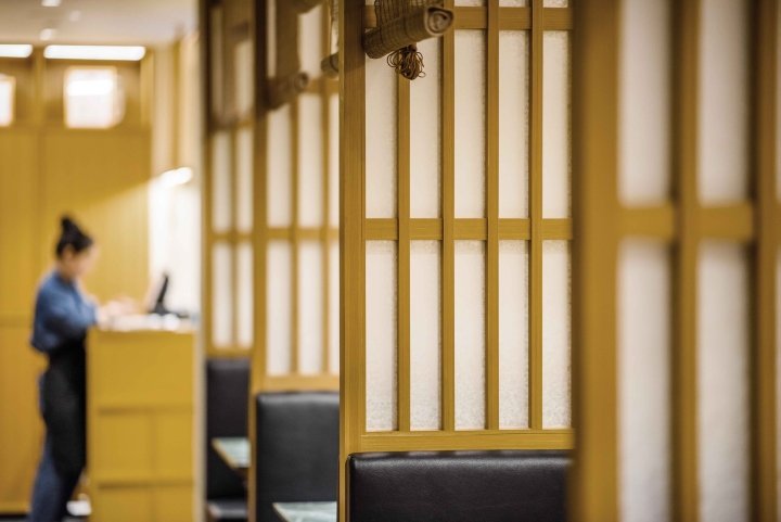 Spacemen 的木炭烤肉餐厅，上海 – 中国