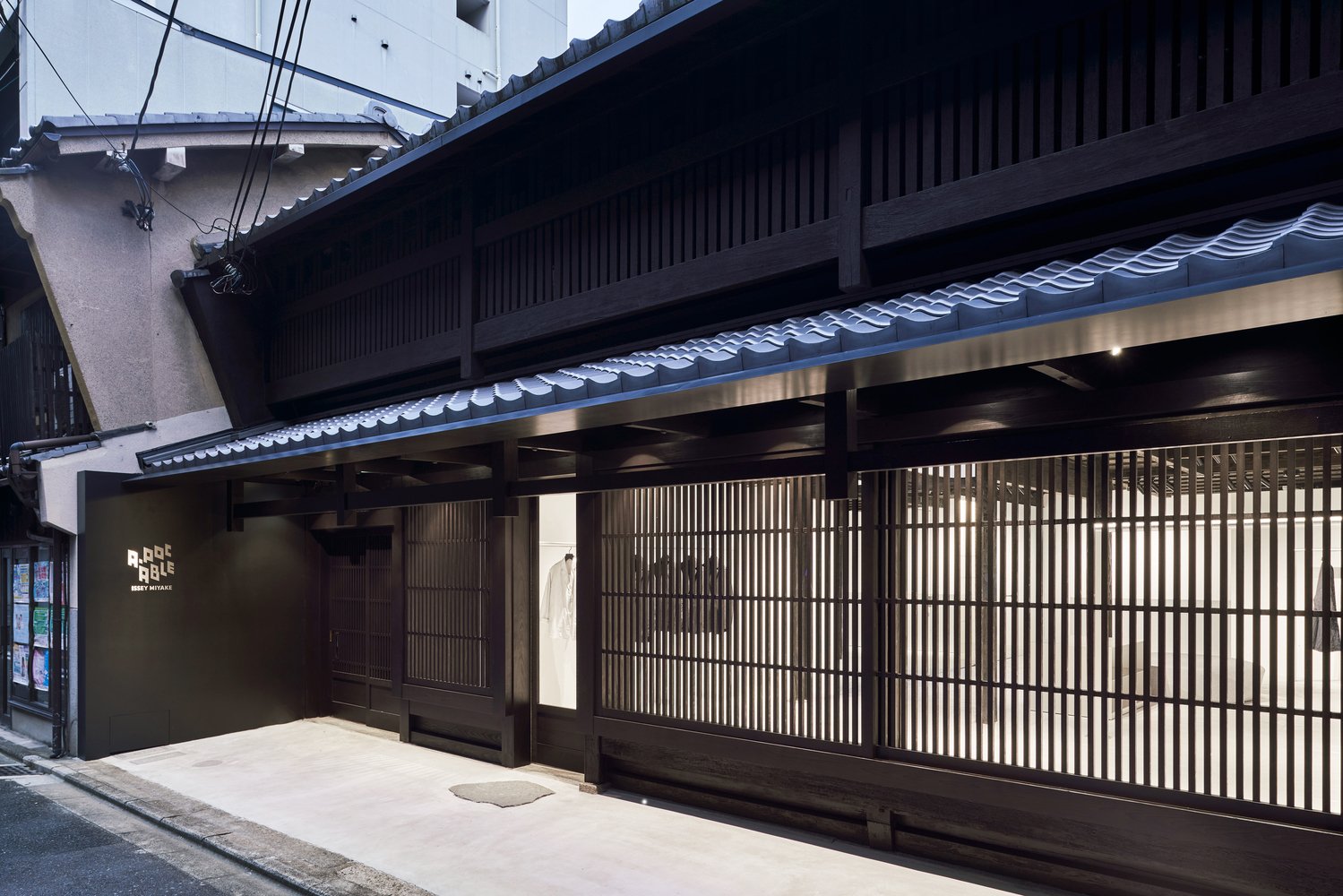 A-POC Store by Tokujin Yoshioka