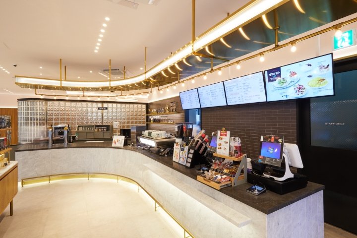 A TWOSOME PLACE 咖啡和甜点，由 CJ foodville 提供，江南区论岘洞 / 首尔 – 大韩民国