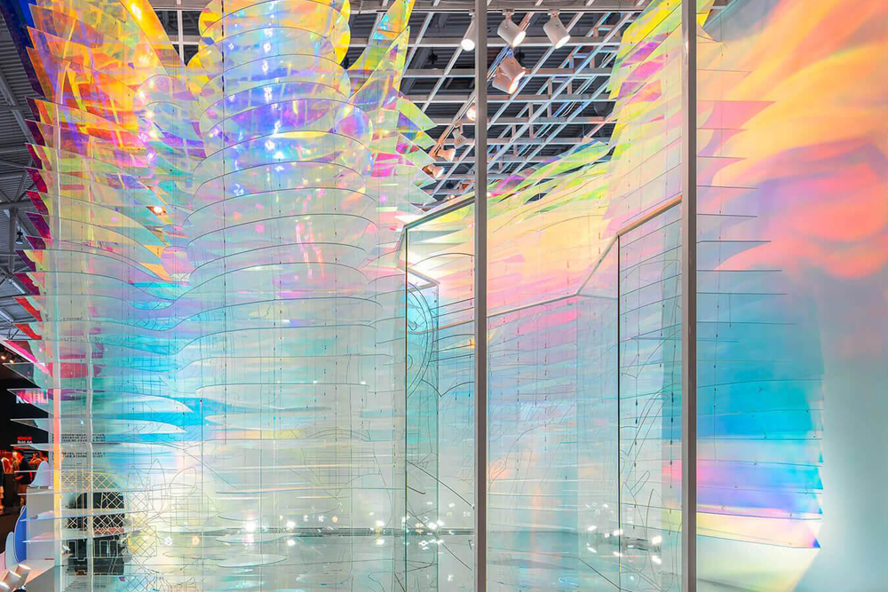 Joy Season Studio 的步入式天堂装置