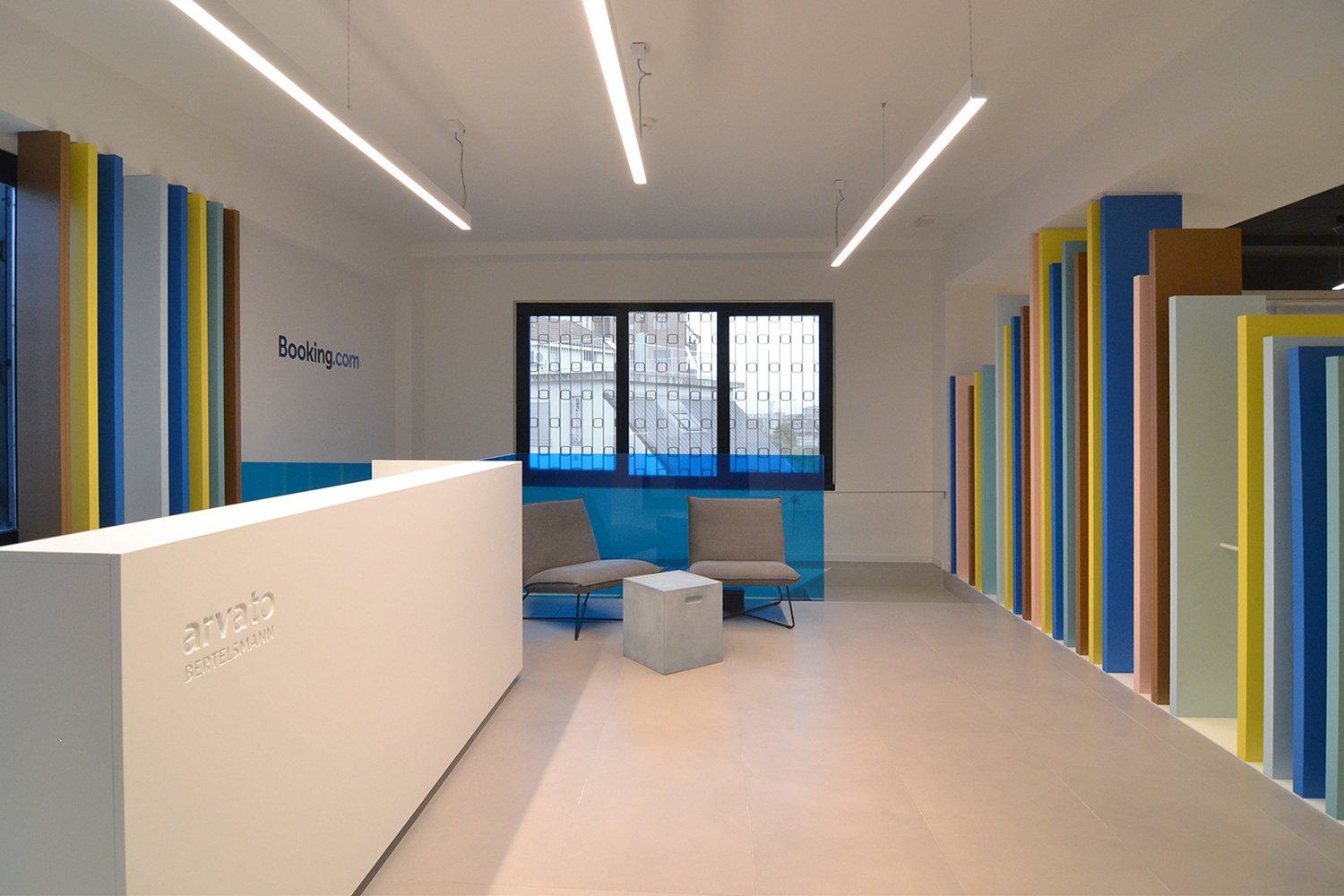 欧唯特 booking.com 办事处