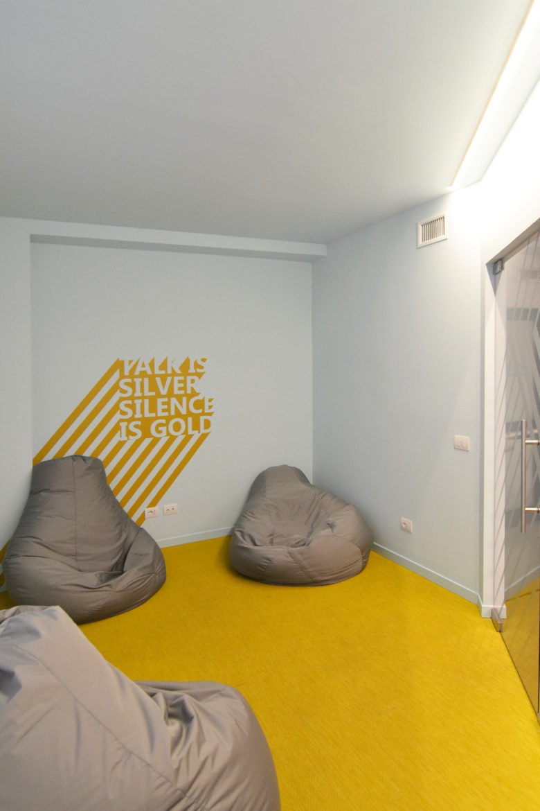 欧唯特 booking.com 办事处